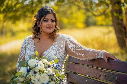 carousel-hero-element image-0